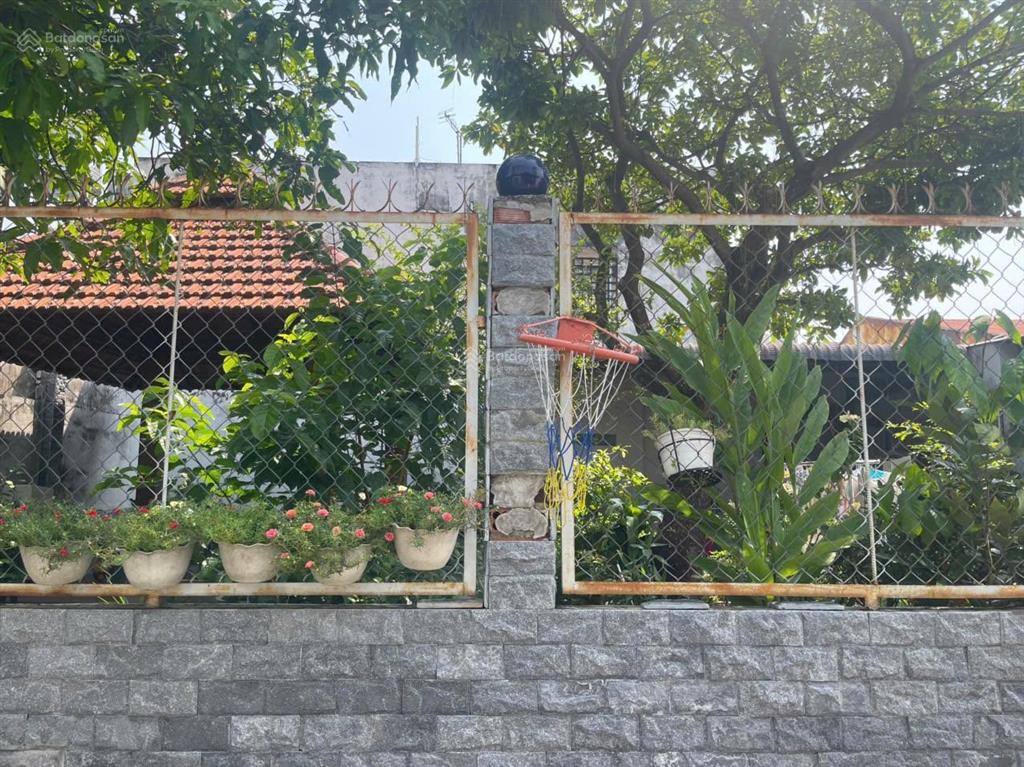 Đất hiệp thành ngay sát đường nguyễn đức thuận có sẵn nhà mát, sân vườn giá rẻ chỉ 2,2 tỷ
