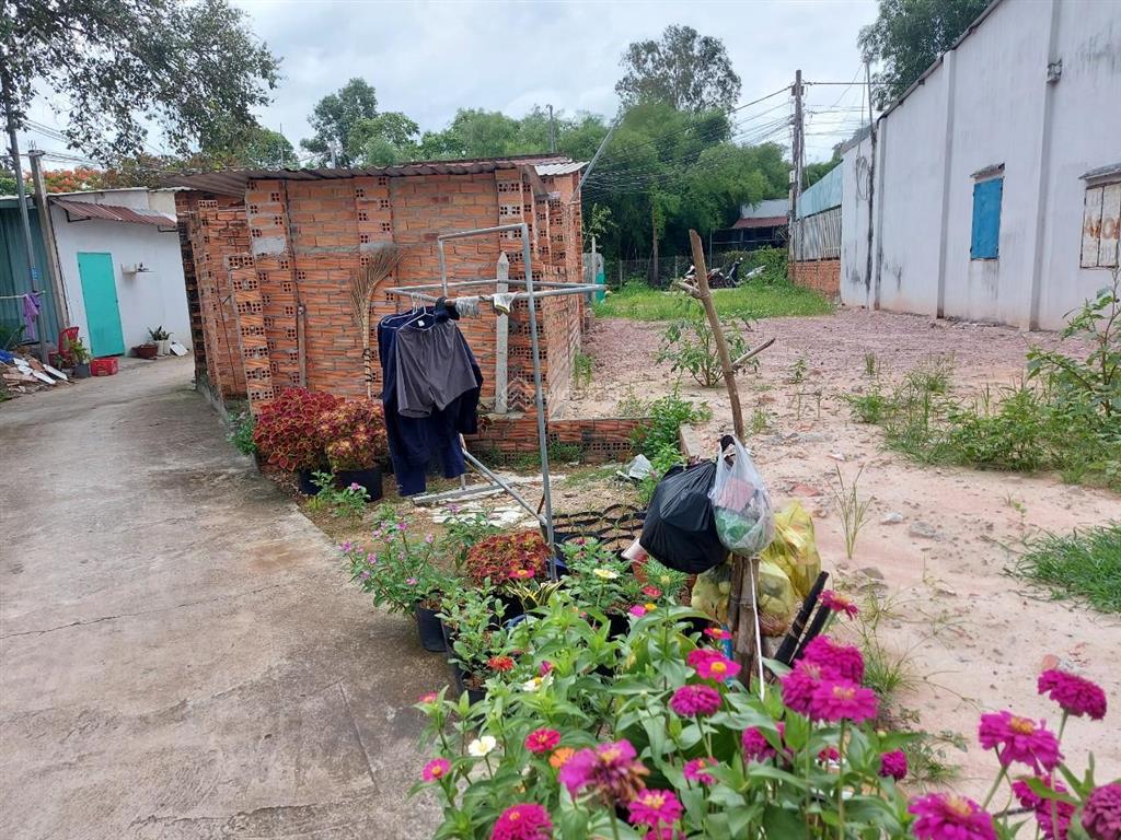 Đất tương bình hiệp đường nhựa 7m thông nằm sát lê chí dân, đất 2 mặt tiền đẹp dân cư đông kín