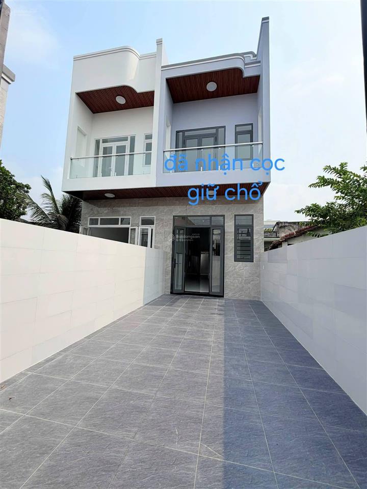 Bán nhà mới xây 1 trệt 1 lầu nằm ngay ngã 4 sở sao phường định hòa cách nguyễn văn thành vào 50m