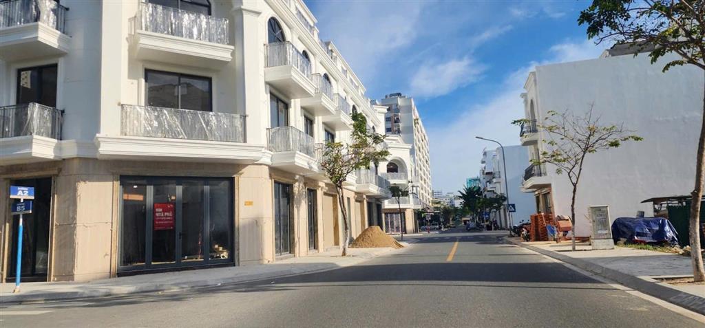 Nhà phố vcn phước long 2  nha trang  sổ hồng ngay sau giao dịch  giá chỉ từ 10 tỷ