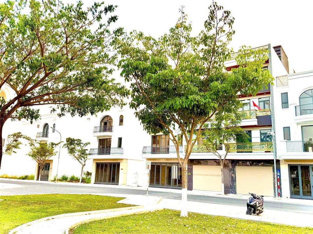 Em còn một số căn nhà phố tại khu đô thị vcn phước long 2 nha trang, giá chỉ 8,9 tỷ