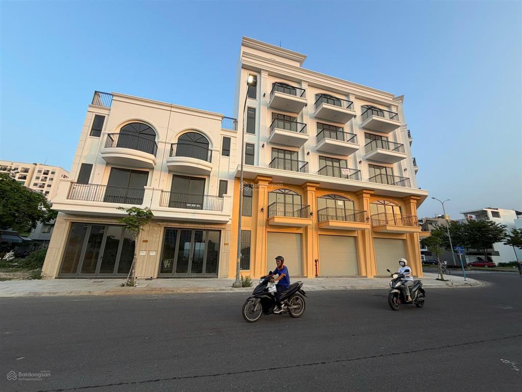 Em còn một số căn nhà phố tại khu đô thị vcn phước long 2 nha trang, giá chỉ 8,9 tỷ