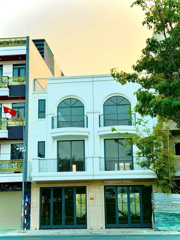 Em còn một số căn nhà phố tại khu đô thị vcn phước long 2 nha trang, giá chỉ 8,9 tỷ