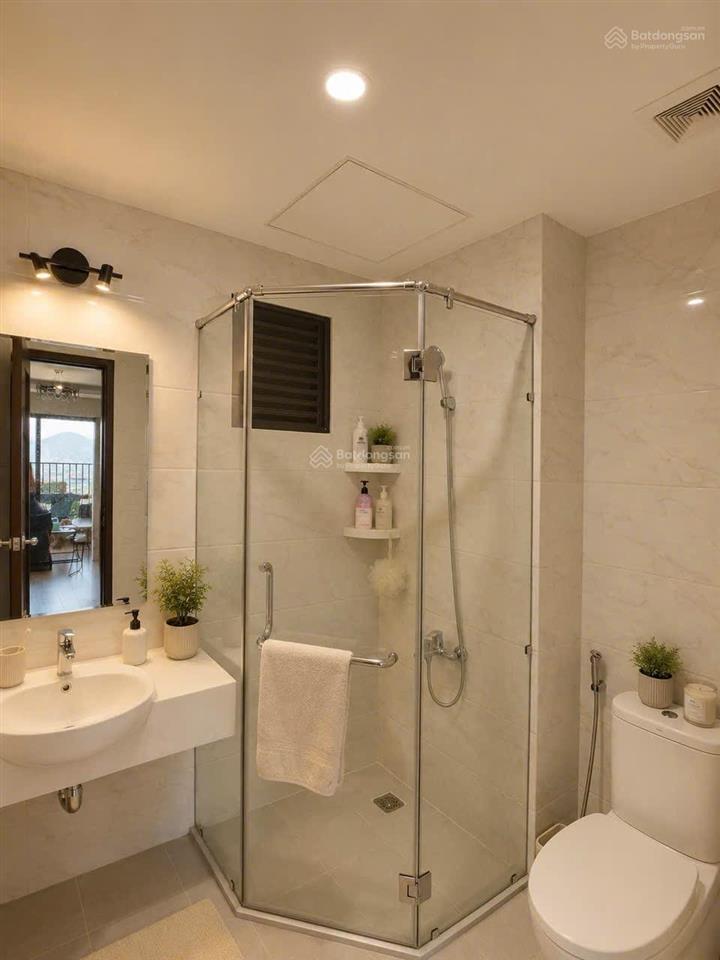 Cần bán căn hộ ct2 vcn phước hải  nha trang  giá rẻ 3 tỷ 950 triệu  thiết kế rất đẹp
