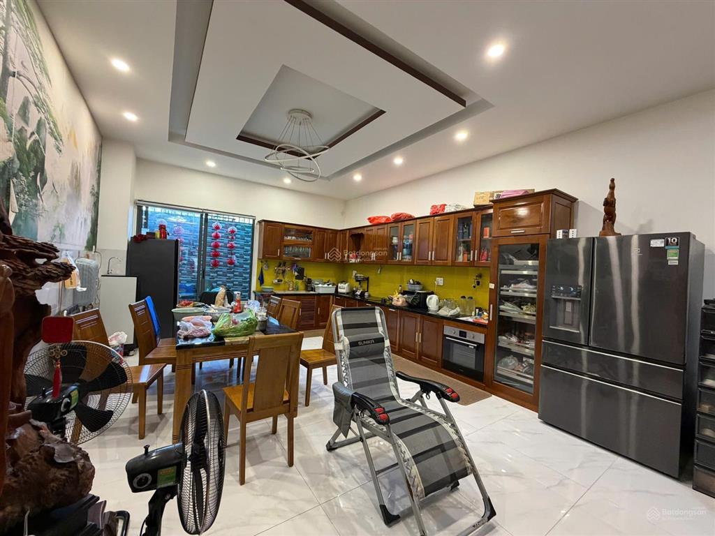 Nhà phố 4 tầng vcn phước hải  mặt tiền đường văn tiến dũng  nam nha trang. giá tốt 15,2 tỷ