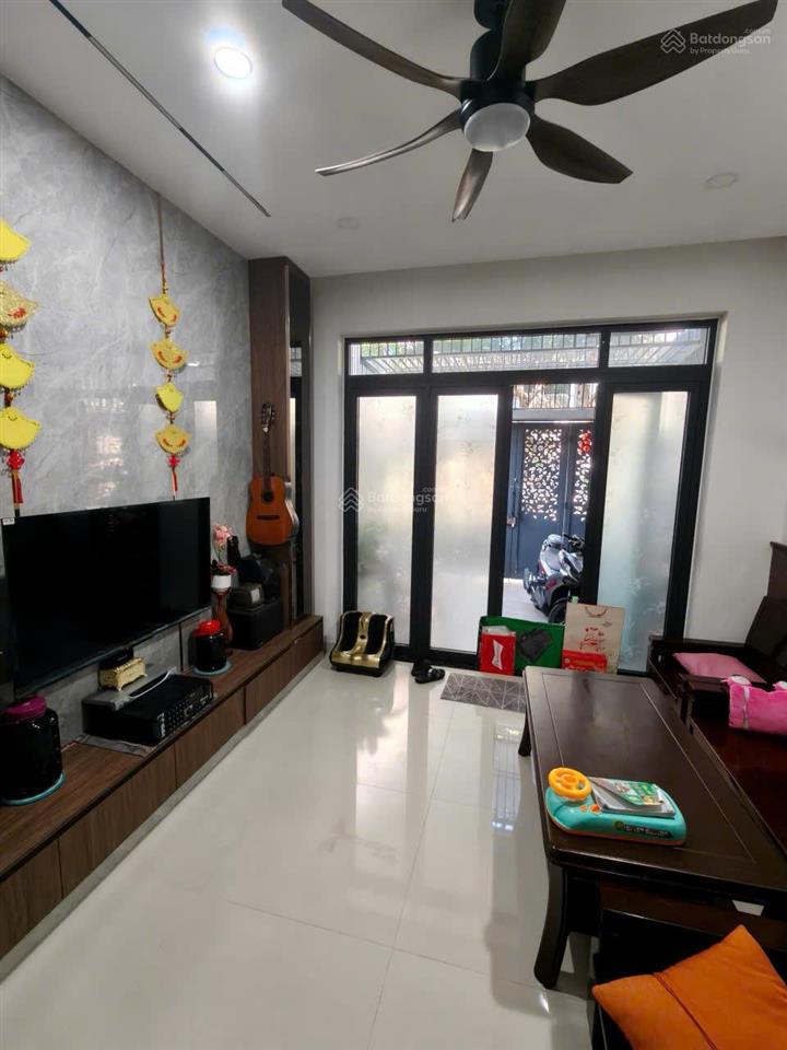 Bán nhà 3 tầng kđt an bình tân, nam nha trang ngay công viên, 4pn, sổ hồng hoàn công chỉ 8,4 tỷ