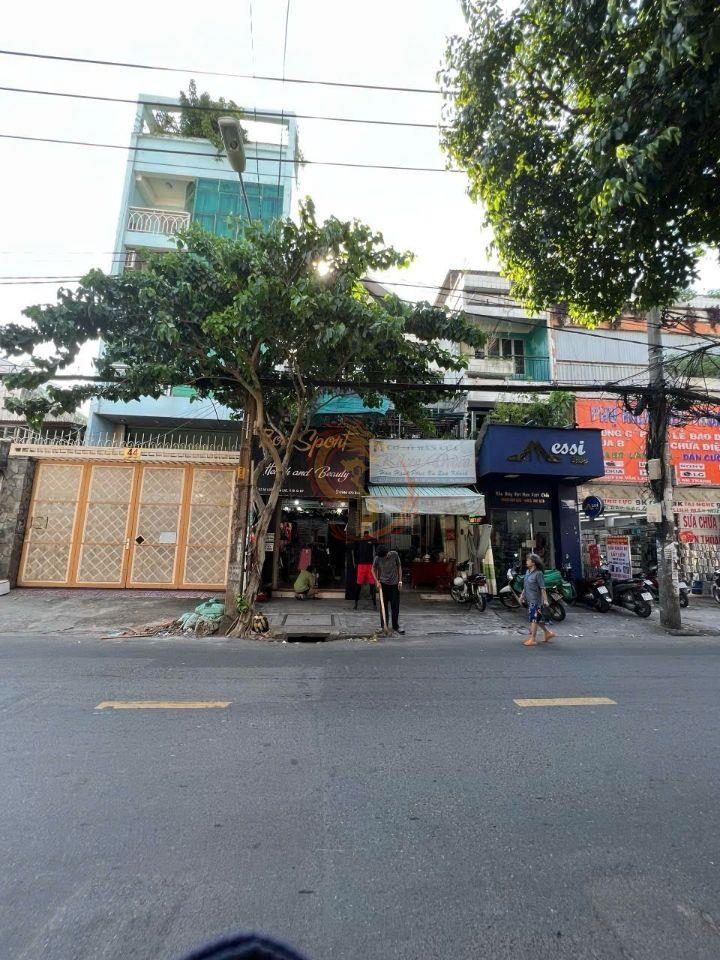 32 Tỷ! Bán Mặt tiền Thương Hiệu Nguyễn Văn Lạc, Bình Thạnh - 5,88x20,2m - tiện xây mới
