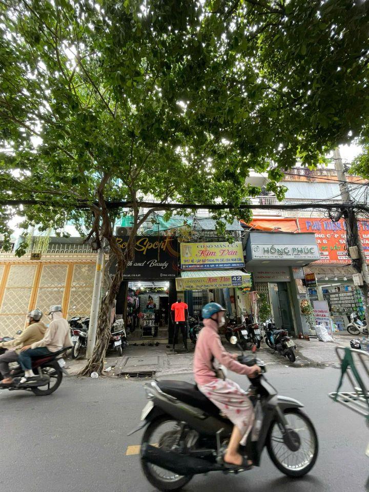 32 Tỷ! Bán Mặt tiền Thương Hiệu Nguyễn Văn Lạc, Bình Thạnh - 5,88x20,2m - tiện xây mới