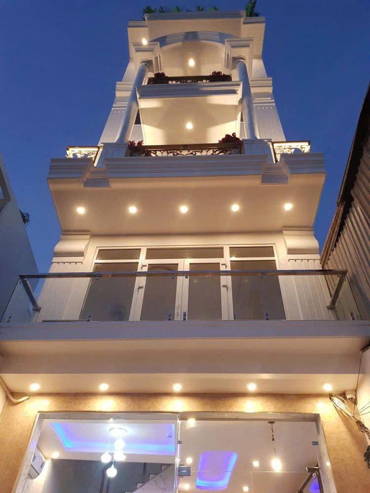26 Tỷ! Bán Khách Sạn Nguyễn Xí, Bình Thạnh - 18 Phòng - 107m2 - Doanh thu 220-250tr/th