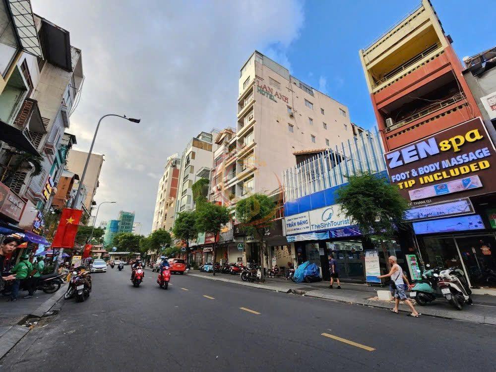 Bán mặt tiền Đề Thám P. Phạm Ngũ Lão Q.1 (89,3m2) 5 Tầng - HĐT 80Tr/th - Giá 60 Tỷ