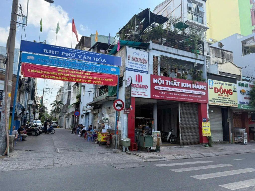 Bán góc 2 mặt tiền Bạch Đằng P.24 Bình Thạnh (7.2x13m) CN 93.5m2 Trệt 2 Lầu - 26 Tỷ