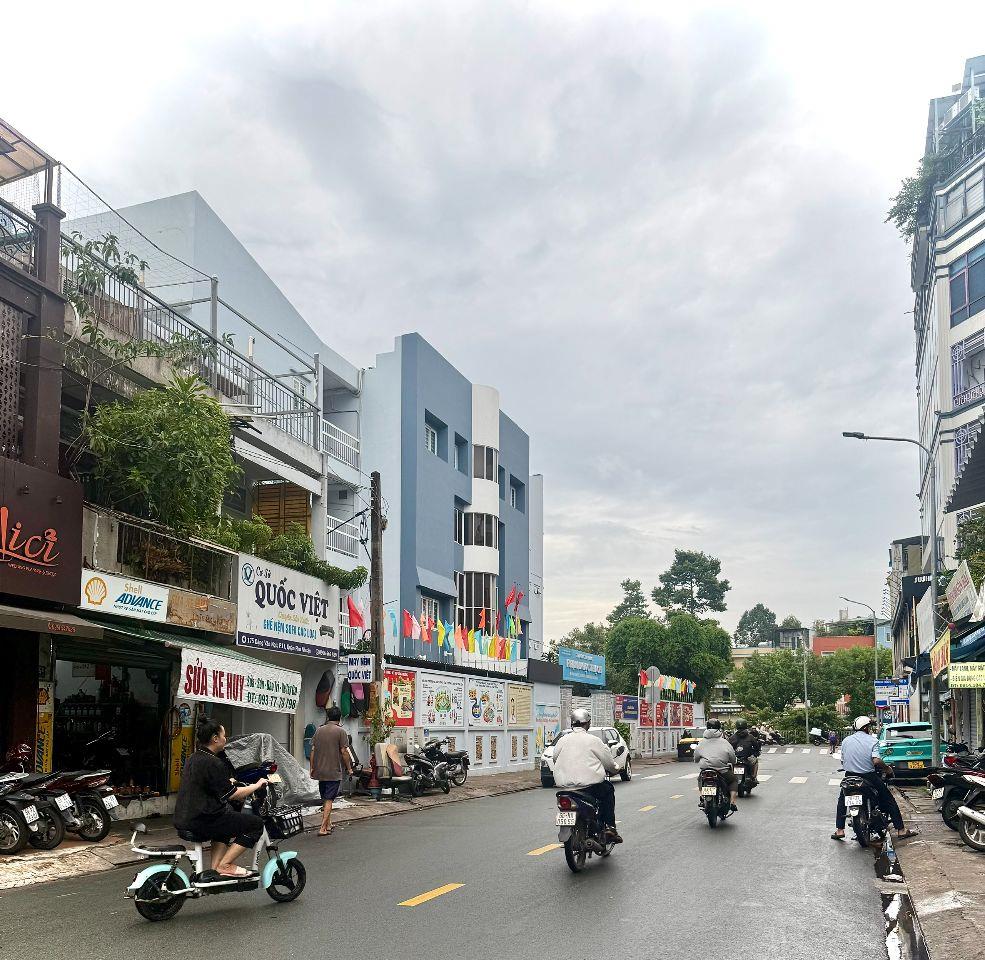 Bán Nhà Mặt Tiền Đặng Văn Ngữ, P.14, Phú Nhuận – 97.6m², Hẻm Hông 3m, Giá 17 Tỷ