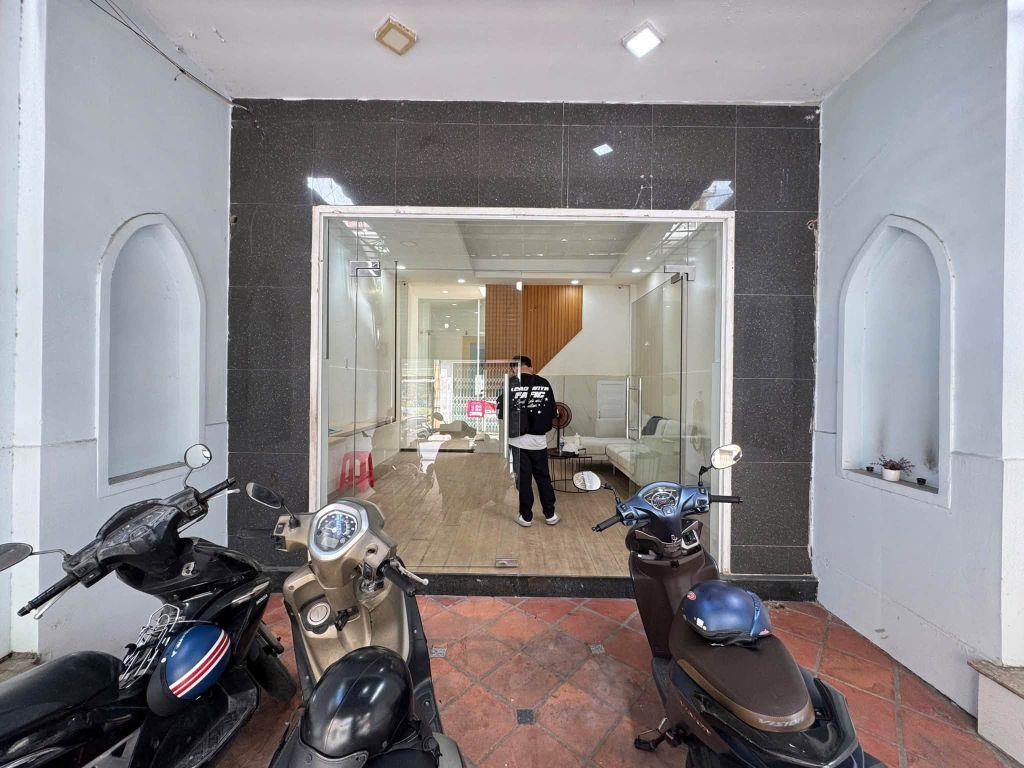 23 TỶ! Bán Mặt Tiền Nguyễn Đình Chính, Phú Nhuận – 101,8m² (4.8x22m), Tiện Xây Mới 