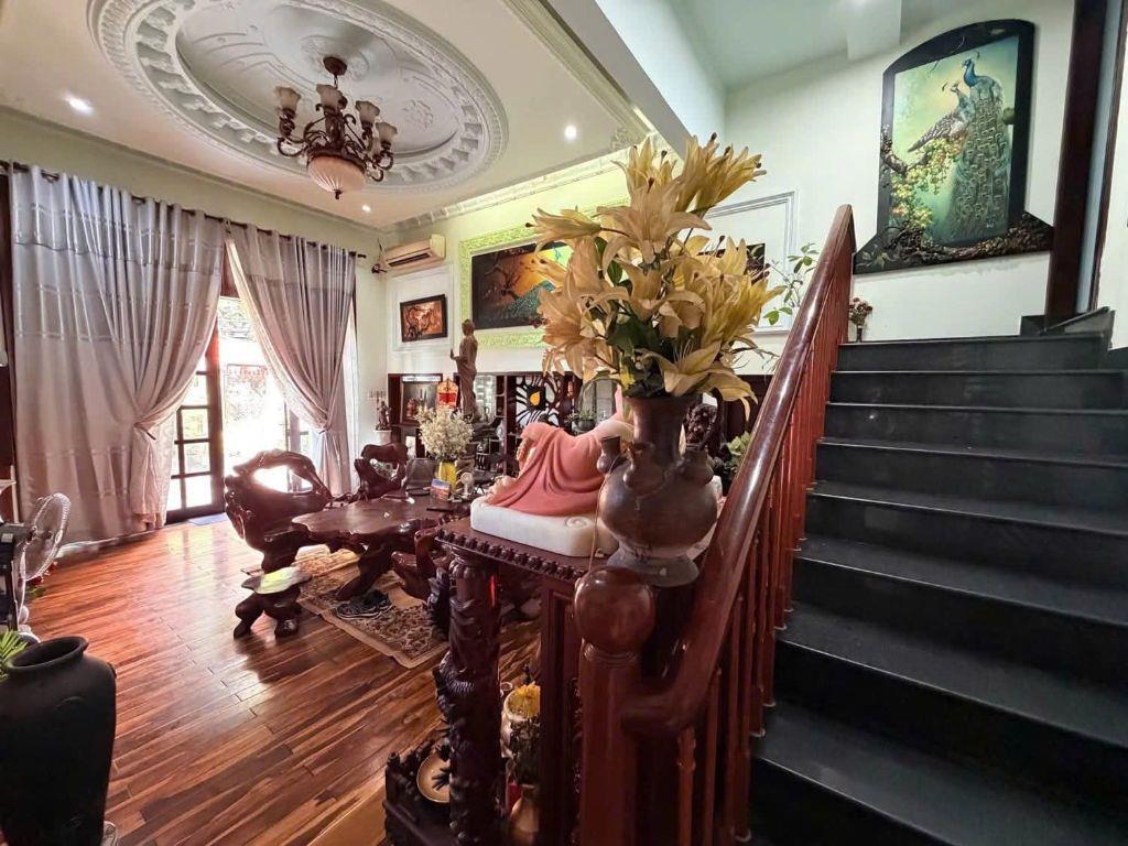 69 TỶ! Bán Biệt Thự Góc 3 Mặt Tiền Nam Kỳ Khởi Nghĩa, Quận 3 – 190,55m² (15x17m)