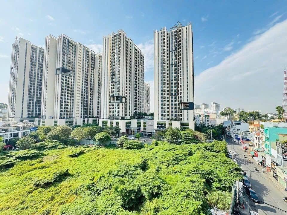 Bán tòa nhà góc 2 mặt tiền Cách Mạng Tháng 8 Quận 10 – DT 9x18m (CN 127.5m²), hầm 7 tầng