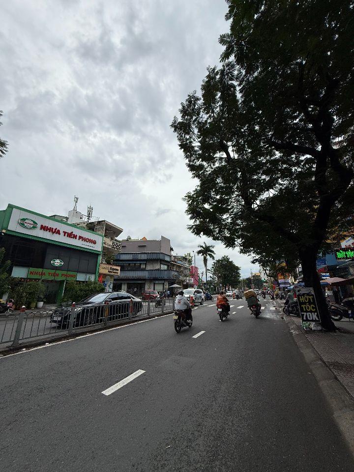 Bán Mặt Tiền Xô Viết Nghệ Tĩnh P19 Bình Thạnh 5,3x22m (Nở Hậu 10m) 151m2 Giảm Còn 50 Tỷ