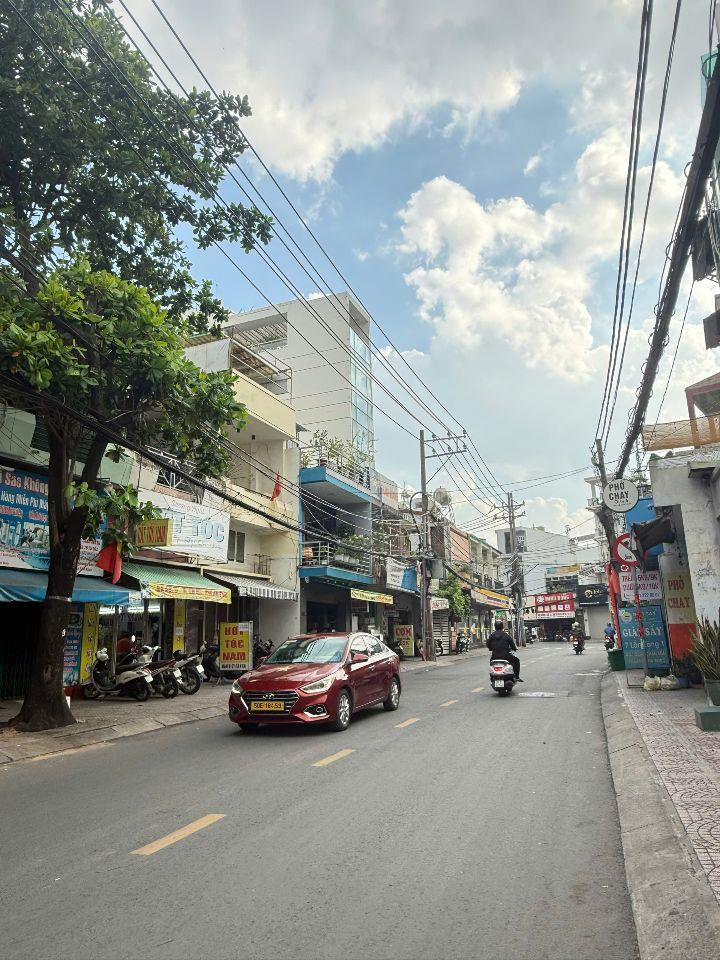 24 Tỷ! Bán Tòa 20CHDV ngay Nơ Trang Long Bình Thạnh 4,7x8m 6 Tầng Dòng Tiền 120Tr/Th 