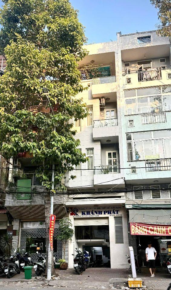 23 Tỷ! Vị trí Thương Hiệu Nguyễn Gia Trí, P25, Bình Thạnh - 4x20m - Hầm Lửng 4 Lầu HDT 600tr/năm