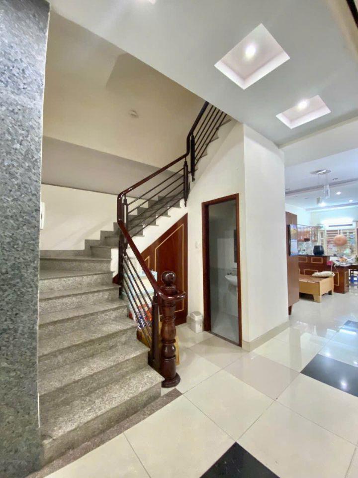 Bán nhà hẻm xe hơi Thích Quảng Đức Phú Nhuận – Ngang 5x27m (133.4m²), 4 tầng thang máy, giá 21 tỷ