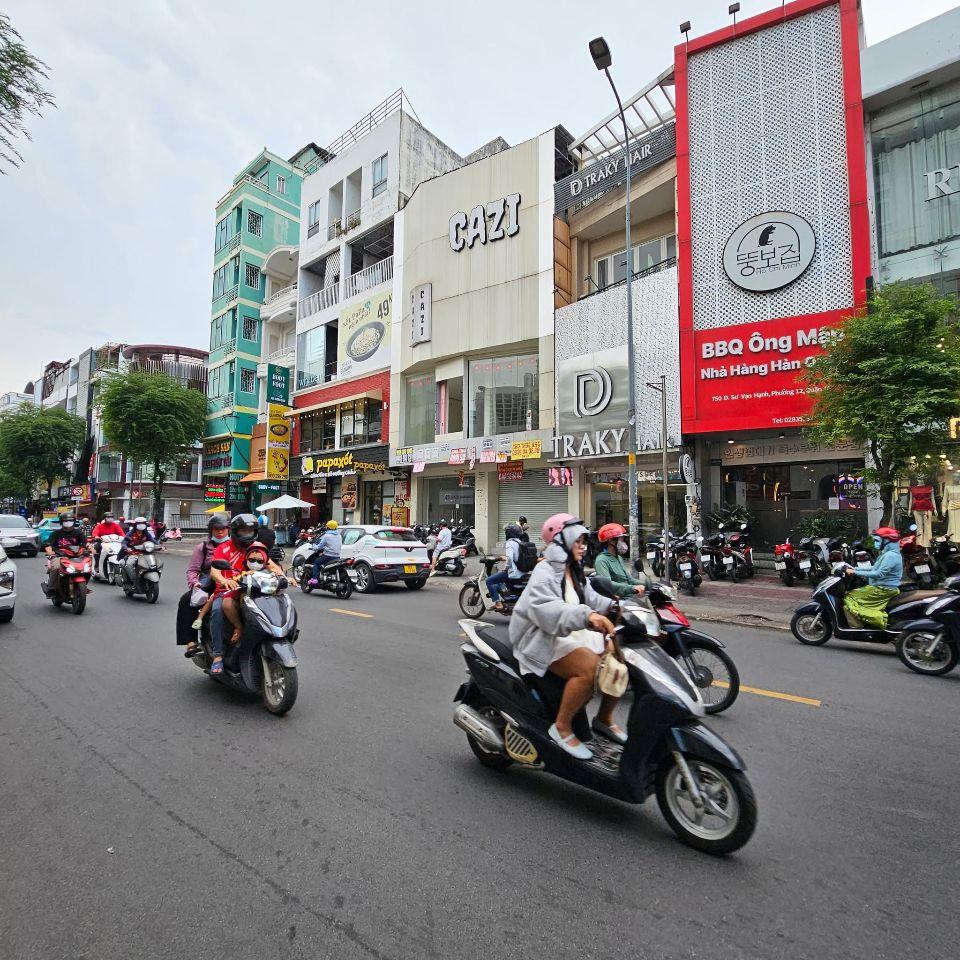 Hạ giá sâu!! Bán mặt tiền Sư Vạn Hạnh, P.12, Quận 10 – 66,6m² 4 tầng – Giảm 35 tỷ về 29 tỷ