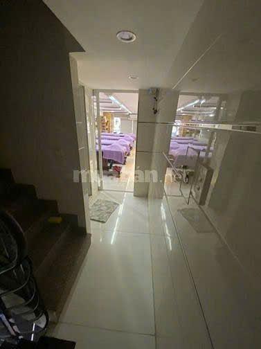Bán mặt tiền Huỳnh Văn Bánh P.17 Phú Nhuận – 40,6m² 3 tầng – HĐT 22,5 tr/tháng < 11 Tỷ