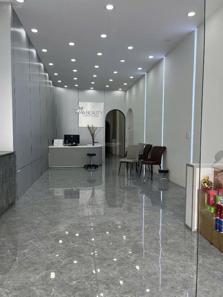 Bán mặt tiền Đặng Văn Ngữ P.14 Phú Nhuận – 83,8m² 3 tầng – Nhà trống – Giá 26 tỷ 