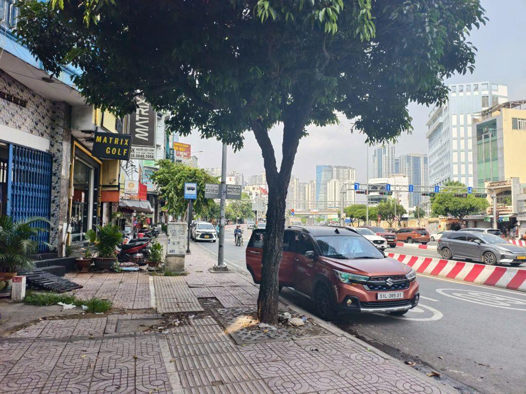 26 Tỷ! Bán mặt tiền Nguyễn Hữu Cảnh, P.19, Bình Thạnh – 4,74x15,83m - Trệt 4 lầu - HĐT 250tr 