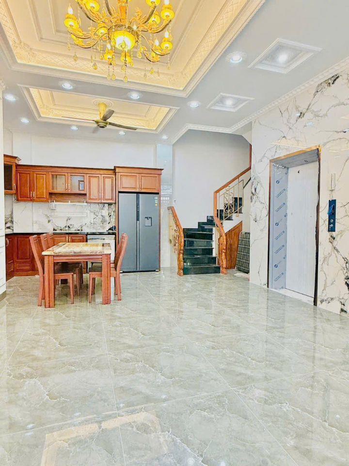 Bán Nhà Mặt Tiền Phùng Văn Cung P7 Phú Nhuận: 6.5x8m, 5PN, Thang Máy, Full Nội Thất