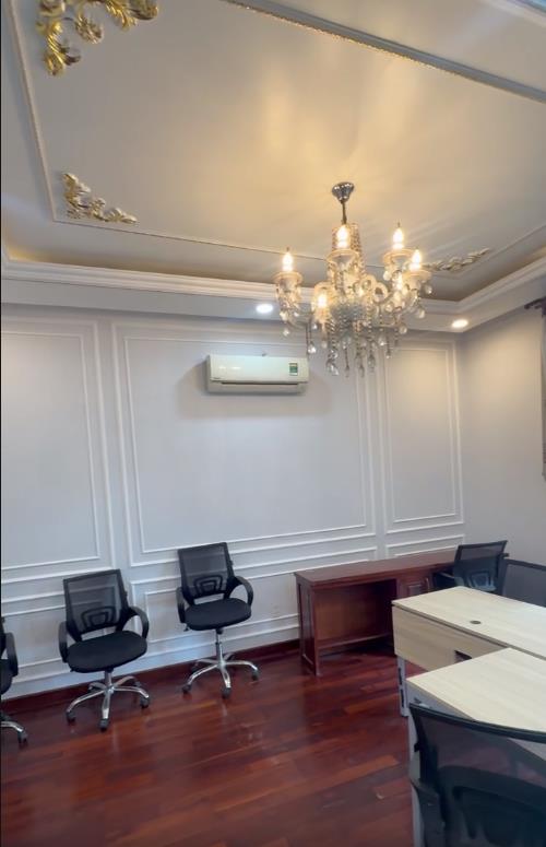 Bán Biệt Thự Khu VIP Nguyễn Trọng Tuyển Phú Nhuận: DTCN 142m2, 4 Tầng, Giá 51 Tỷ