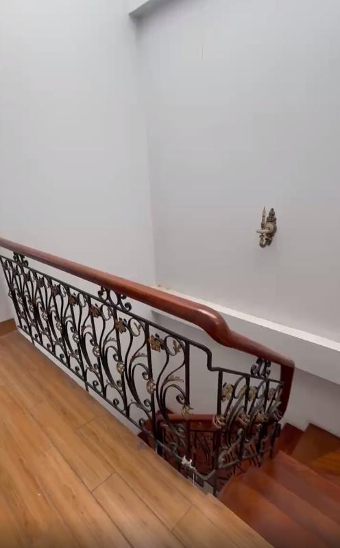 Bán Biệt Thự Khu VIP Nguyễn Trọng Tuyển Phú Nhuận: DTCN 142m2, 4 Tầng, Giá 51 Tỷ