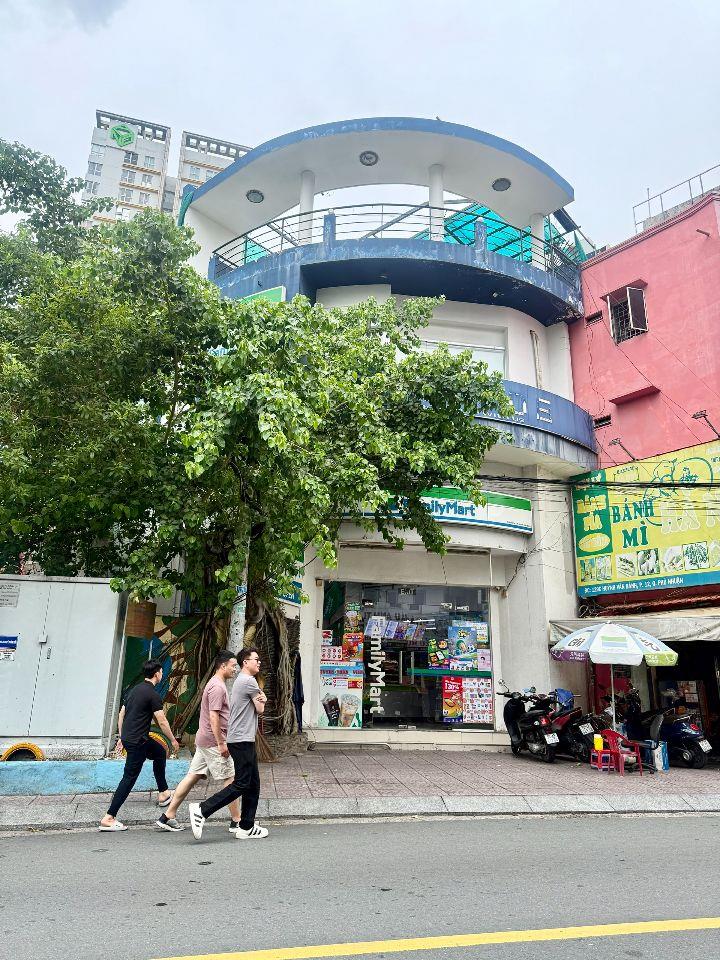 39 Tỷ! Bán Mặt Tiền Huỳnh Văn Bánh, Phú Nhuận - sát Ngã 4 Phú Nhuận - 6,8x15m - HDT 70tr