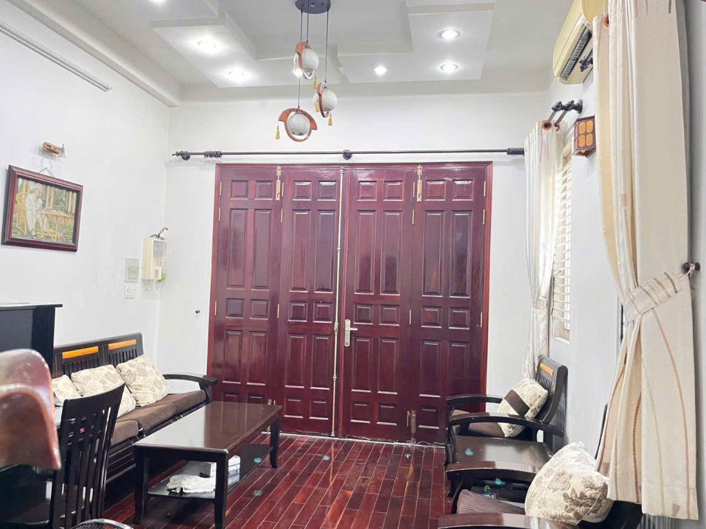 Bán Biệt Thự Góc 2 Mặt Tiền Bình Lợi – 10x20m (Có Hồ Bơi, Sân Vườn, Gara 2 Ô Tô) – 32 Tỷ