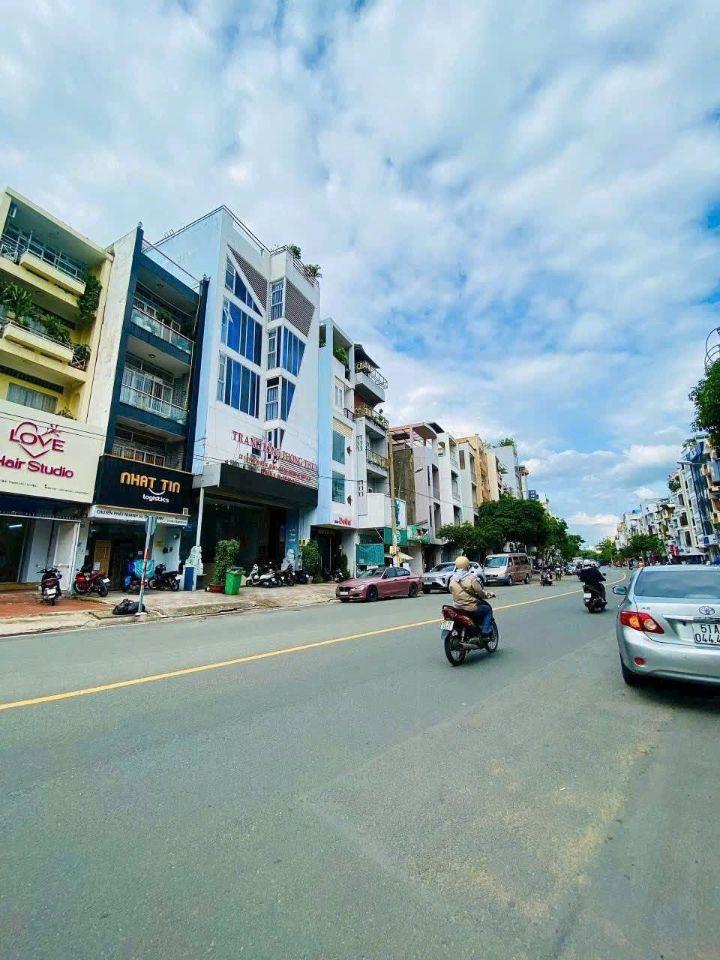 50 Tỷ! Tòa Nhà 867m2 sàn Mặt Tiền Chu Văn An, Bình Thạnh – 8x20,5m Hầm 5 Tầng Thang Máy 