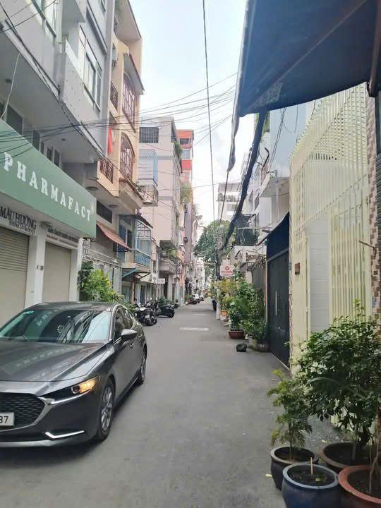 Bán Tòa Nhà Hẻm Xe Tải Lê Văn Sỹ Quận 3 – 80m² Nở Hậu 5,3m (DTSD 502m²) - 25 Tỷ