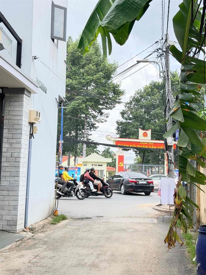 Bán dãy trọ 2 tầng mới ngay Đỗ Xuân Hợp q9, thu nhập hấp dẫn giá mềm