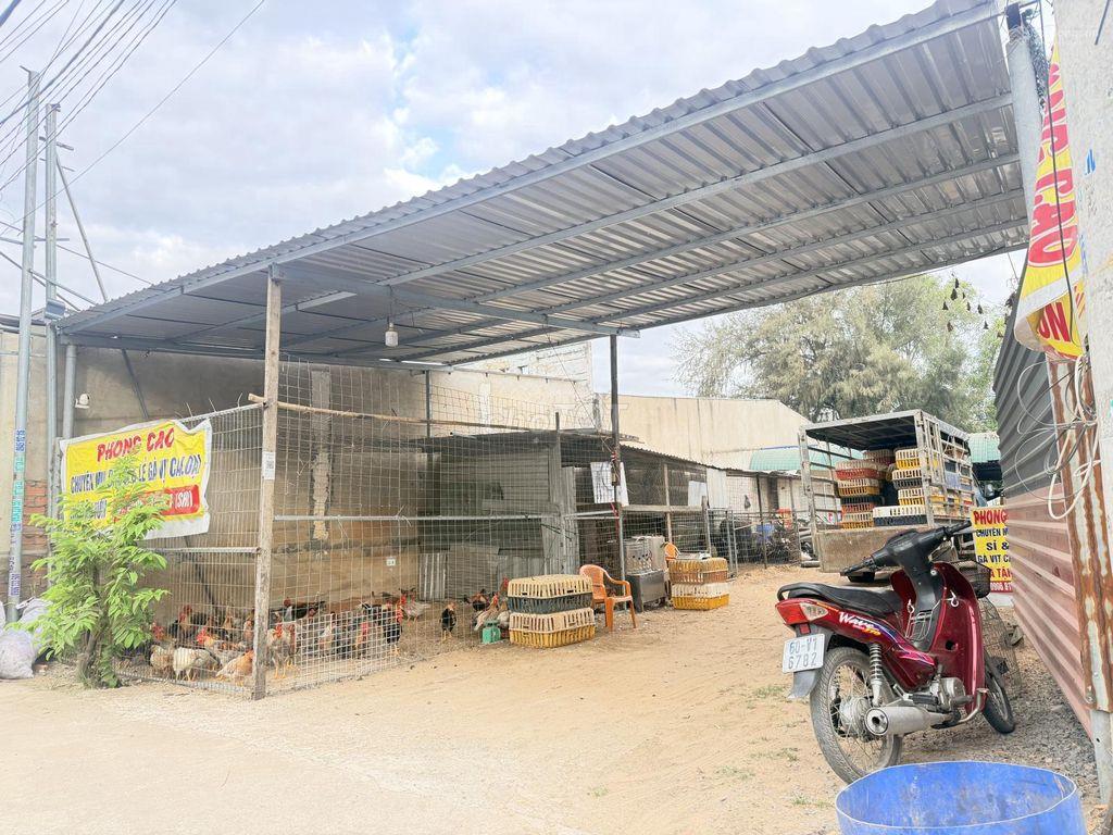 Bán nhà mặt phố Nguyễn Duy Trinh, Quận 9, 284m2, Sổ hồng