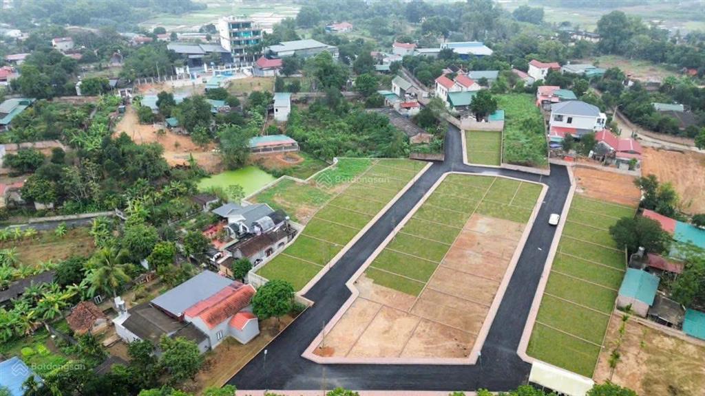 Chính chủ cần bán đất xuân sơn  tùng thiện 100m2 giá chỉ 1,4 tỷ full thổ đường to oto tránh