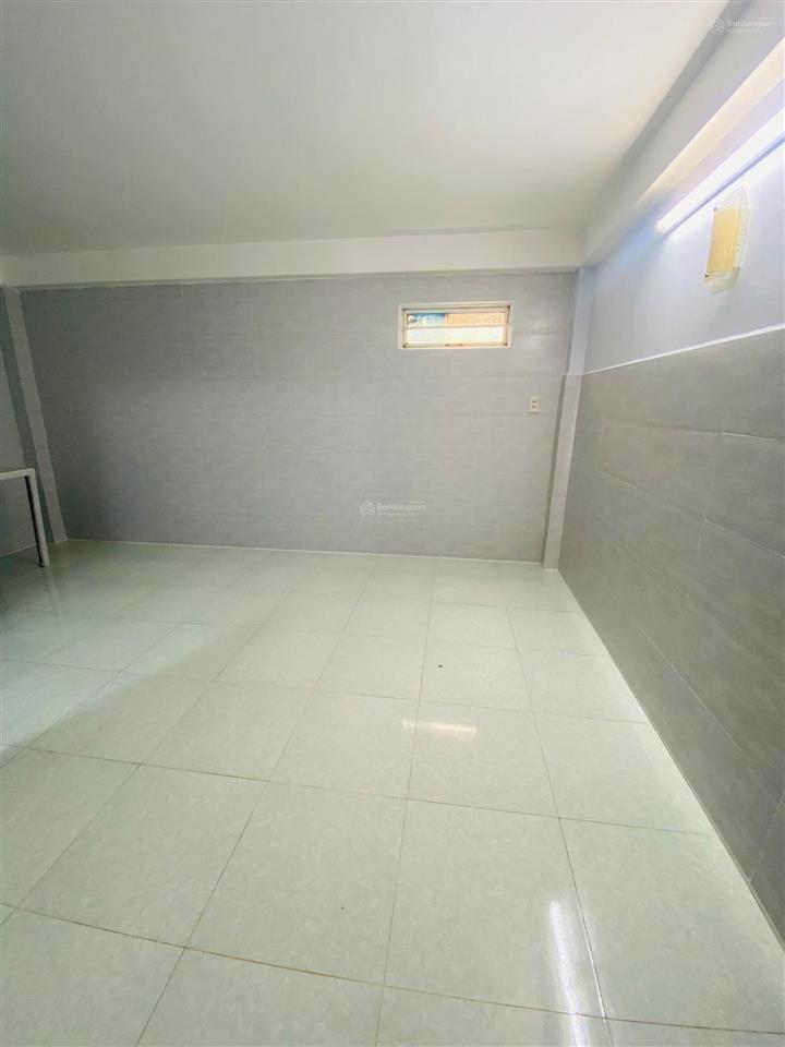 Phòng trọ mới quận 7 có máy lạnh, gần đại học nguyễn tất thành  ở ngay  mới đẹp chỉ từ 3.5tr/th