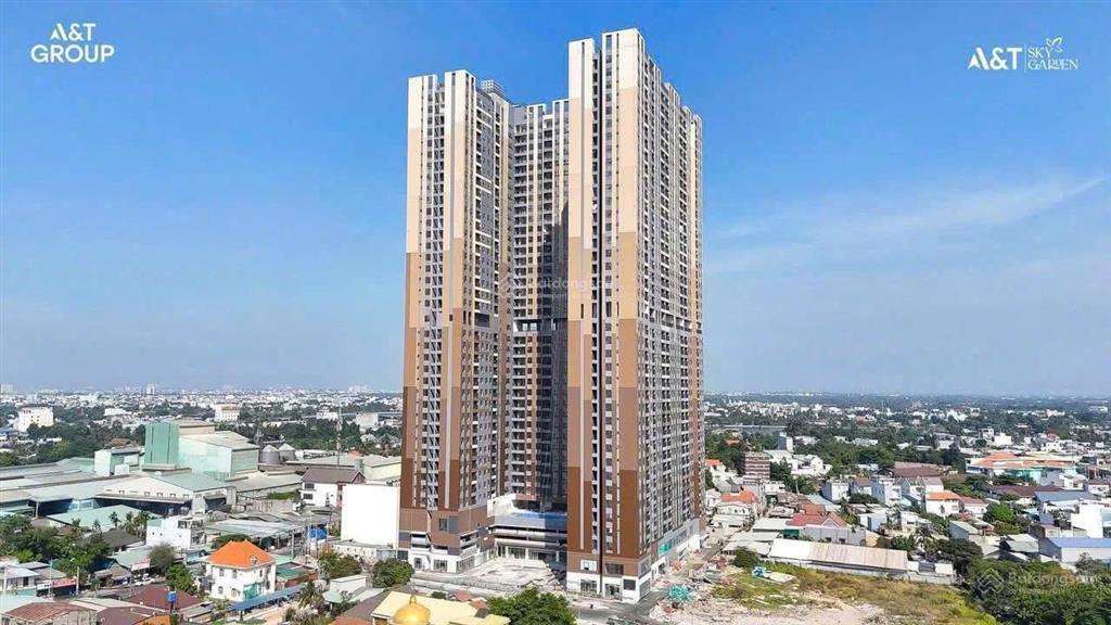 Chính chủ bán căn hộ mặt tiền quốc lộ 13, giá chỉ 2,460 tỷ/căn 2pn, nhà mới view đẹp hỗ trợ vay 80%