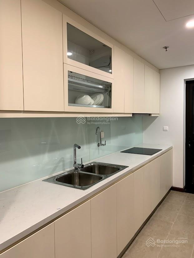 Chính chủ cho thuê căn 3 ngủ chung cư imperal plaza 360 giải phóng giá rẻ.  0983 308 ***