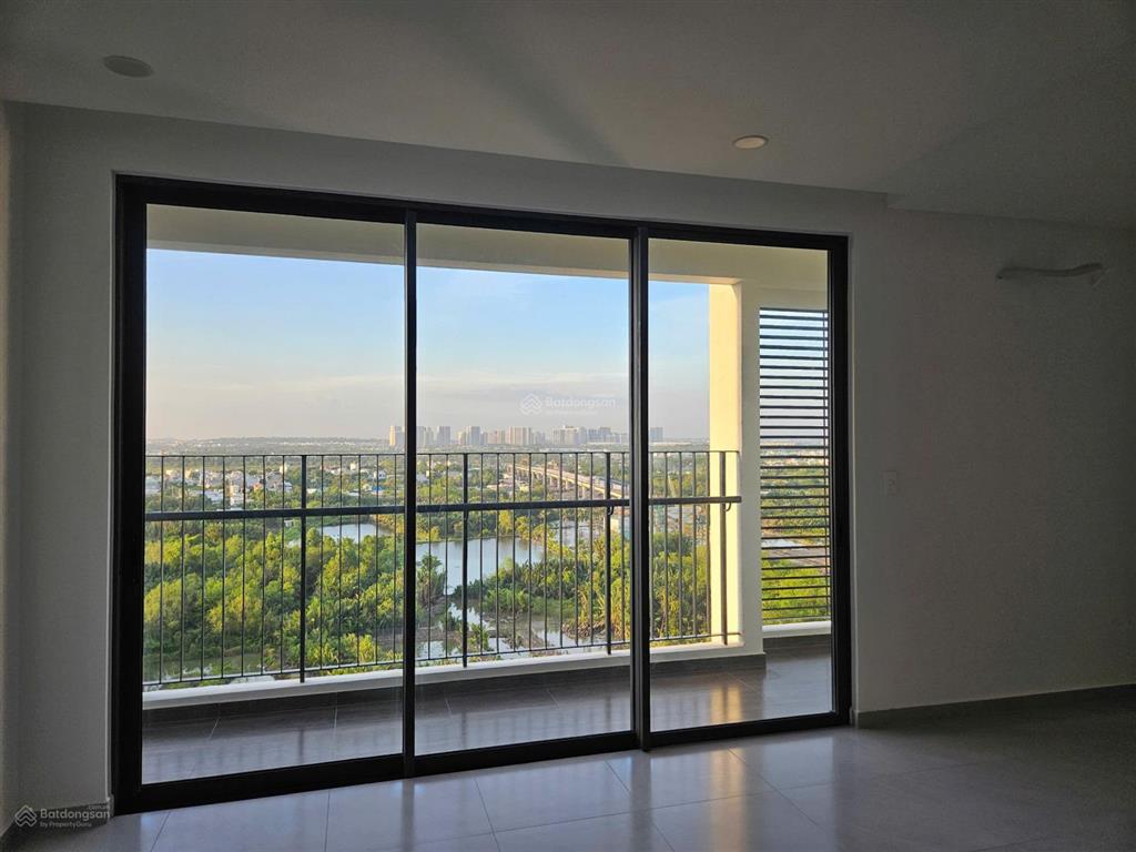 Em cần bán gấp căn hộ mt eastmark city 65m2 giá 2.970 tỷ  em cần hỗ trợ tất toán bank