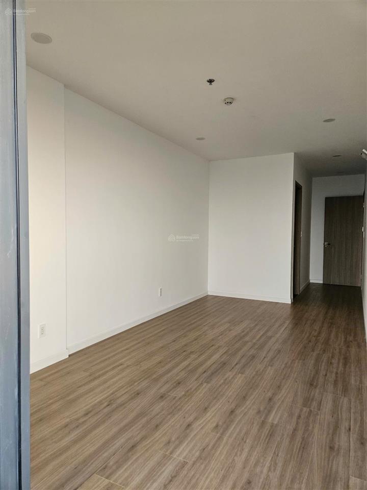 Cần bán căn 1pn + 1 mt eastmark city kề chợ long trường nhà mới sẵn hợp đồng thuê giá 2.9 tỷ