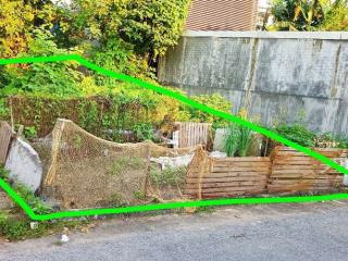 Diện tích 7,5 x 20m. Cho thuê làm lán xưởng, bãi để thiết bị, máy móc 