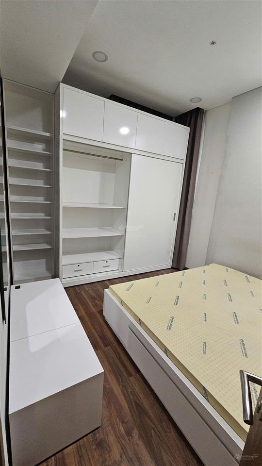 Chính chủ bán căn hộ 2pn golden star q7