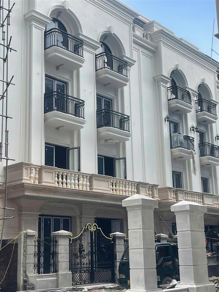 Liền kề 360 giải phóng vị trí vàng nội đô hiếm có  0965 826 ***