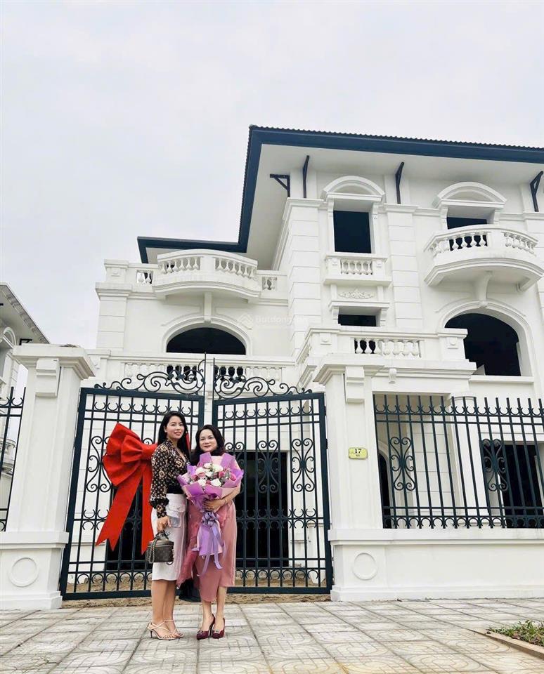 Biệt thự vườn cam cần bán gấp trong tháng 11 này  thu 0986 535 *** giá từ 105tr/m