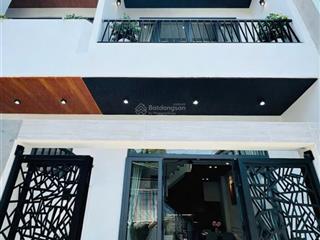 Duy nhất!dãy 4 căn nhà 3 mê 3 tầng đã hoàn thiện vị trí gần sân bay đà nẵng