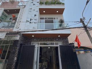 Bán nhà 3 tầng full nội thất sang trọng đường oto 6m kiệt huỳnh ngọc huệ  cách đường 20m.