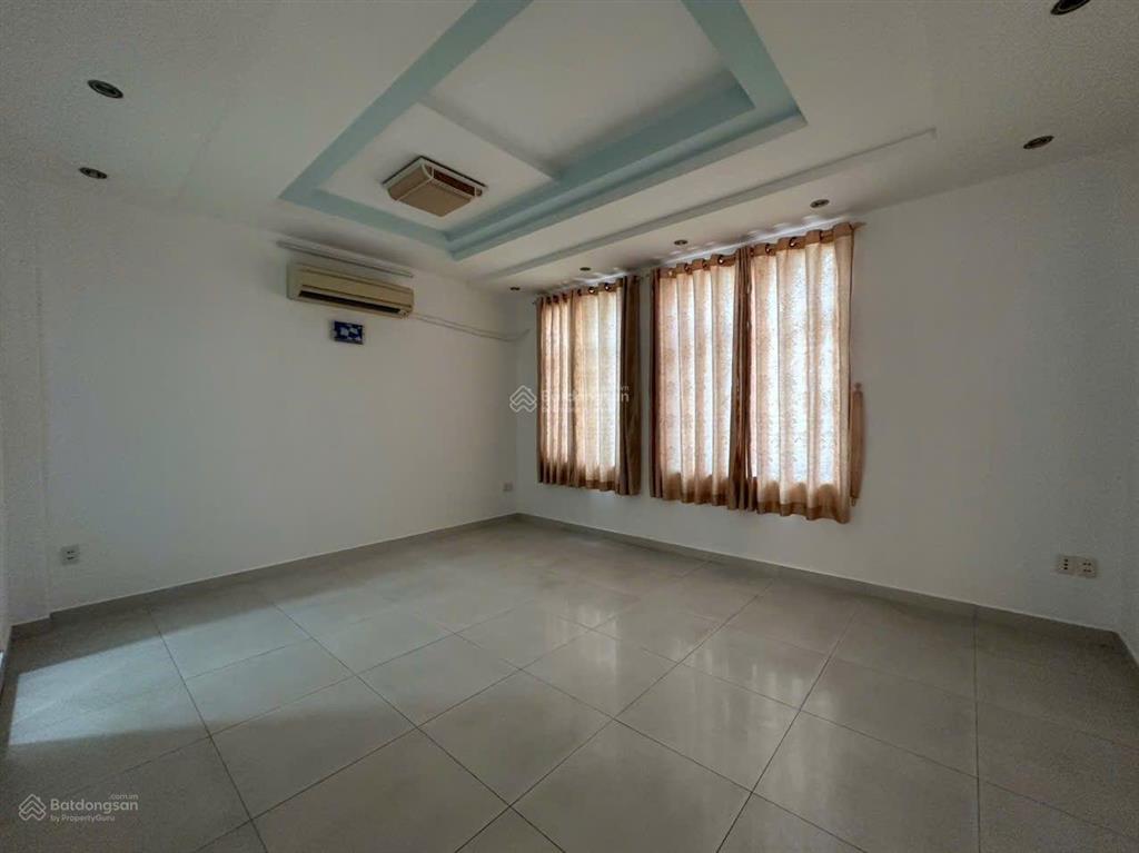 Cho thuê biệt thự phú mỹ hưng, cạnh bên các trường nhật bản, đài bắc, hàn quốc,.. 144m2(8x18m) 5pn