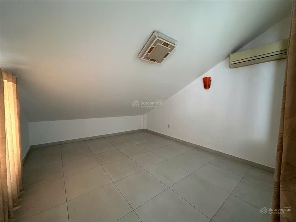 Cho thuê biệt thự phú mỹ hưng, cạnh bên các trường nhật bản, đài bắc, hàn quốc,.. 144m2(8x18m) 5pn